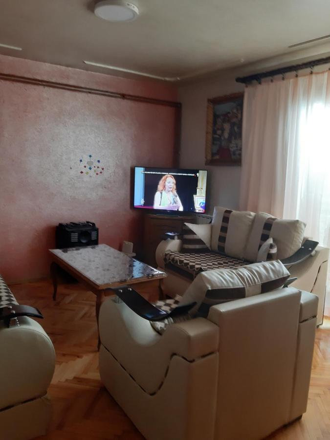 Vila Mir Pirot Bagian luar foto