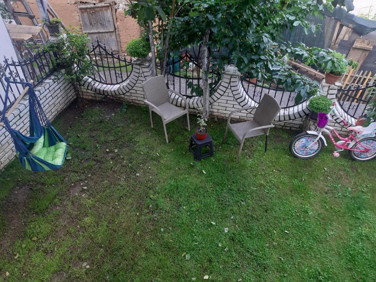 Vila Mir Pirot Bagian luar foto